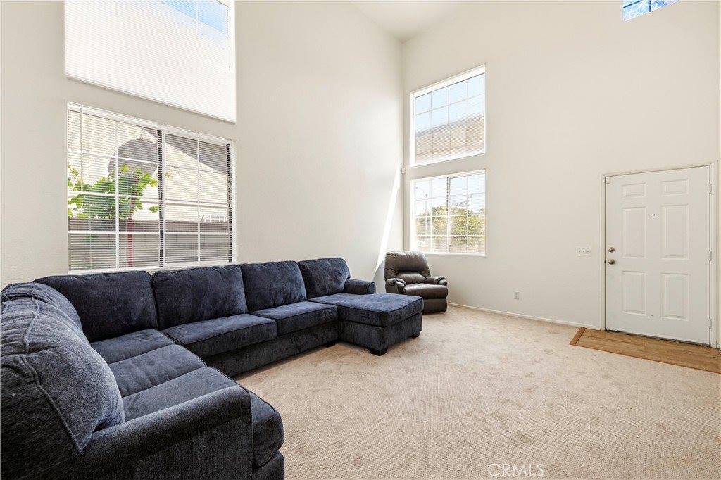 44131 Sunmist Court, Lancaster, CA 93535