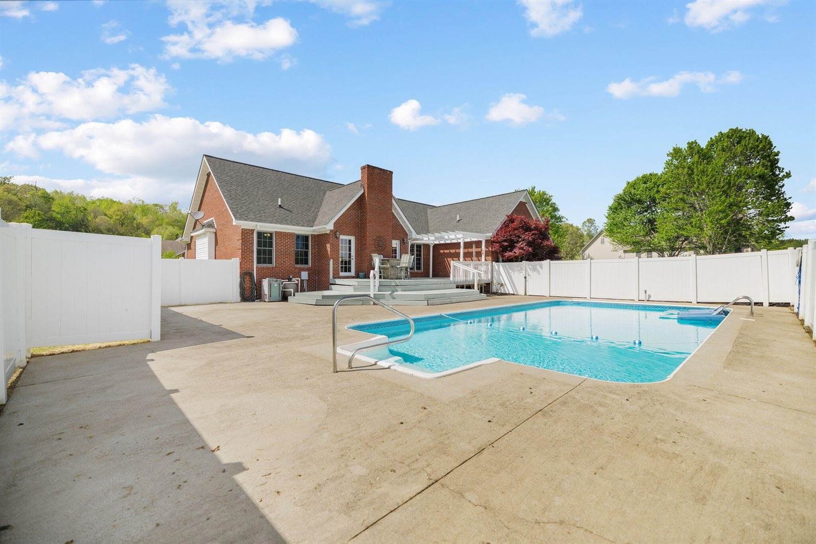 55 Candi Brook Lane, Corbin, KY 40701