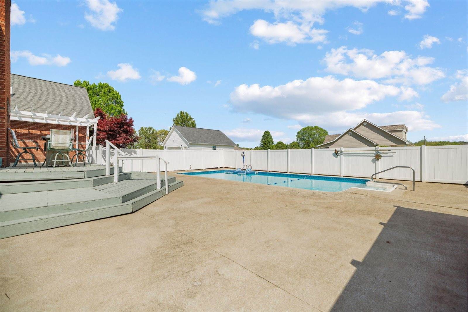 55 Candi Brook Lane, Corbin, KY 40701