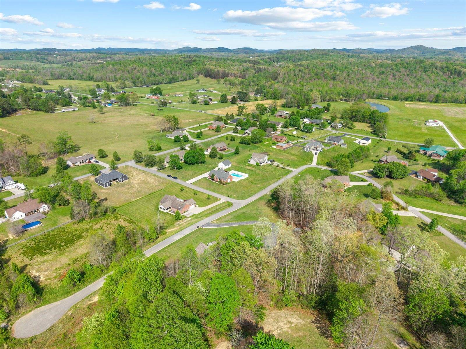 55 Candi Brook Lane, Corbin, KY 40701