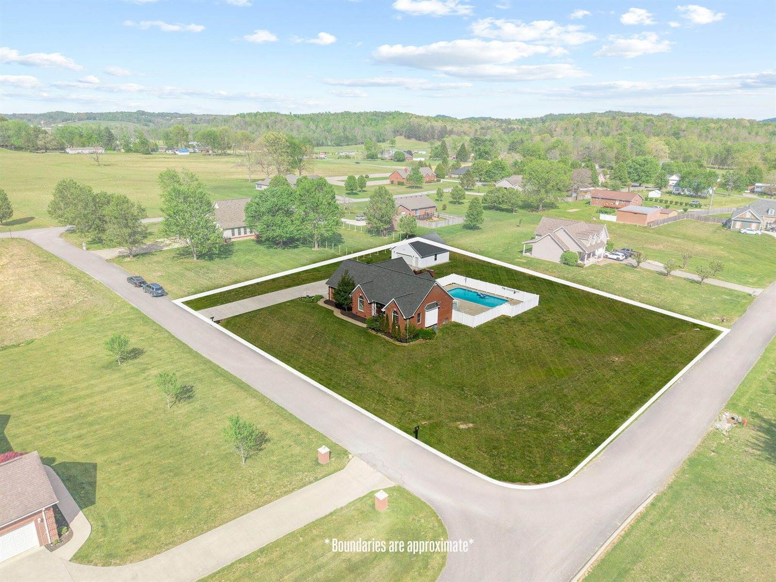 55 Candi Brook Lane, Corbin, KY 40701