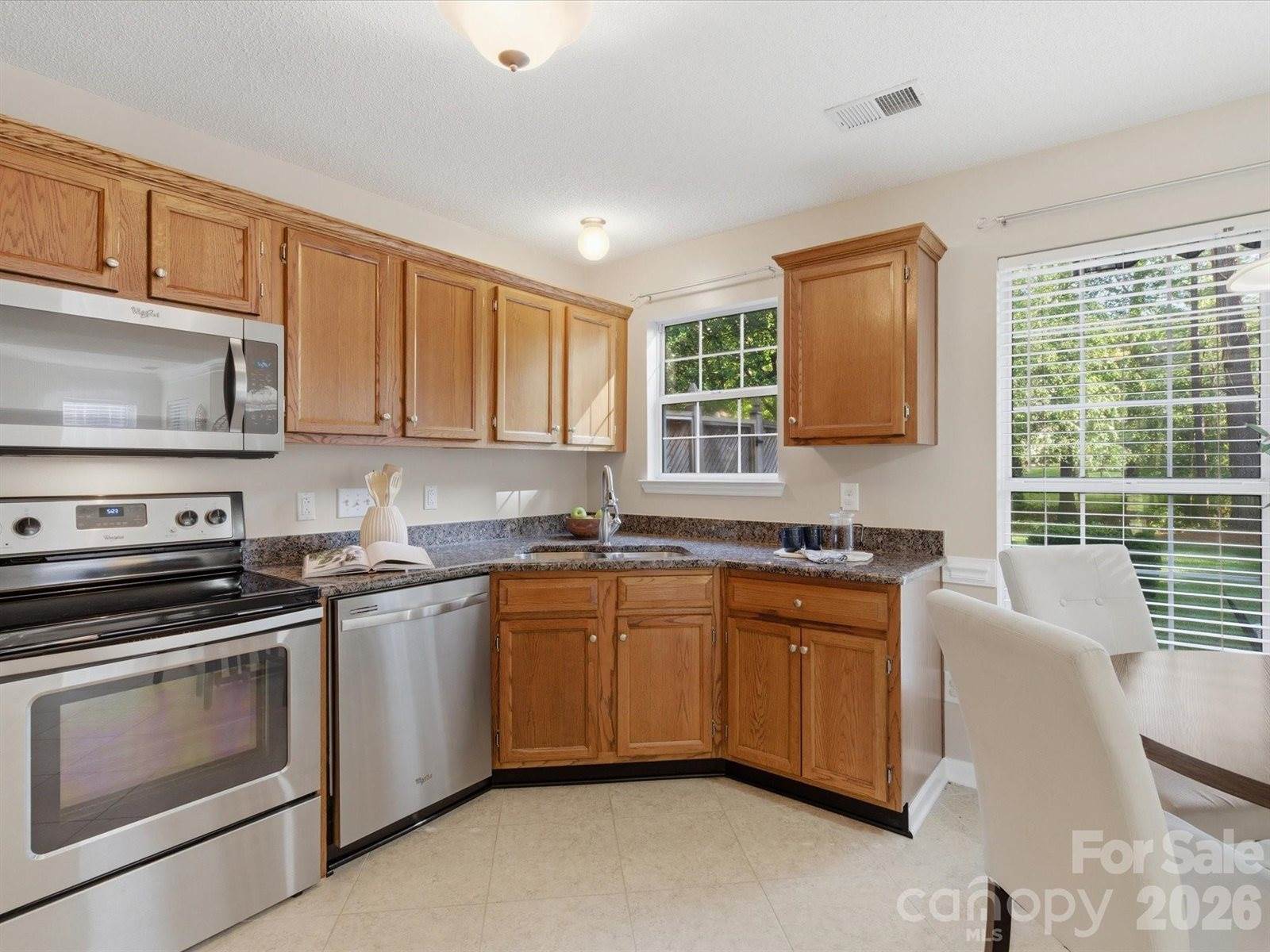 3129 Crescent Knoll Drive, Matthews, NC 28105