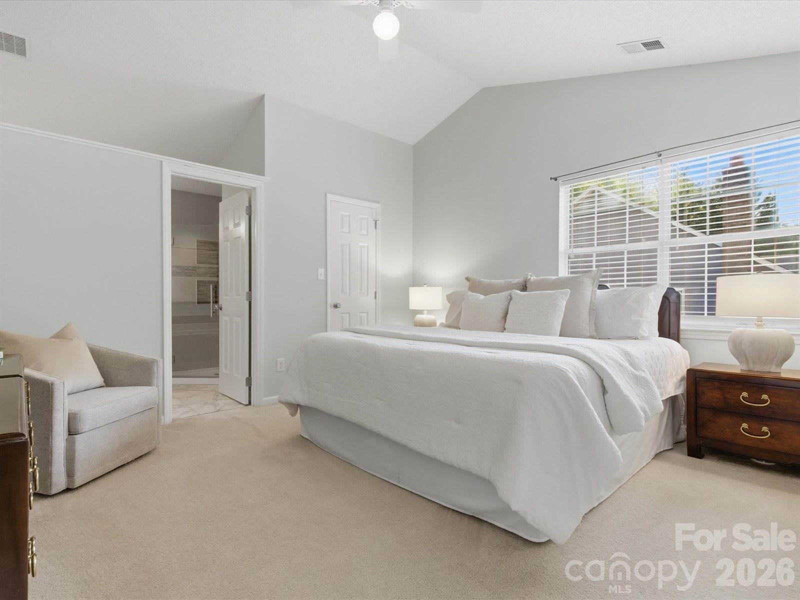 3129 Crescent Knoll Drive, Matthews, NC 28105