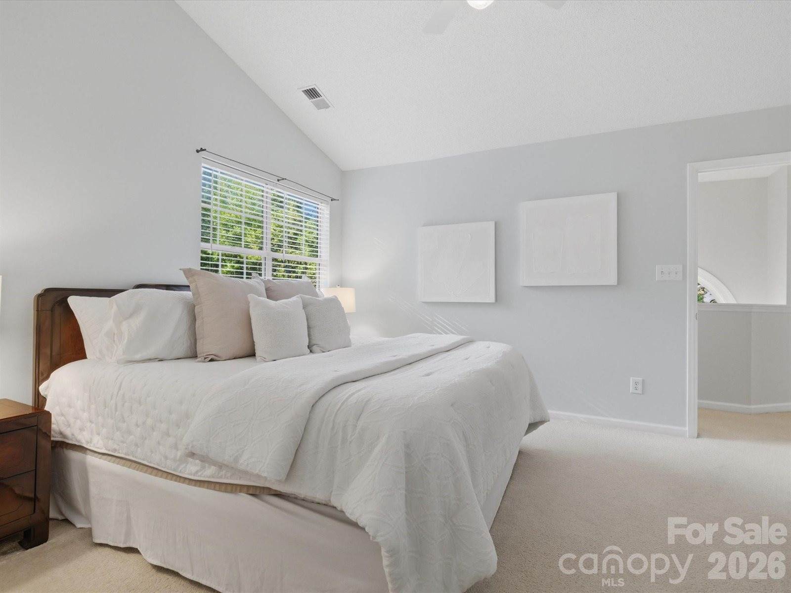 3129 Crescent Knoll Drive, Matthews, NC 28105