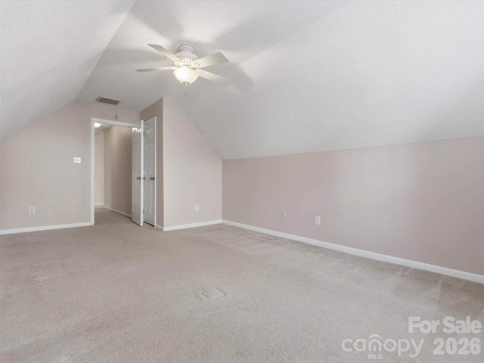 3129 Crescent Knoll Drive, Matthews, NC 28105