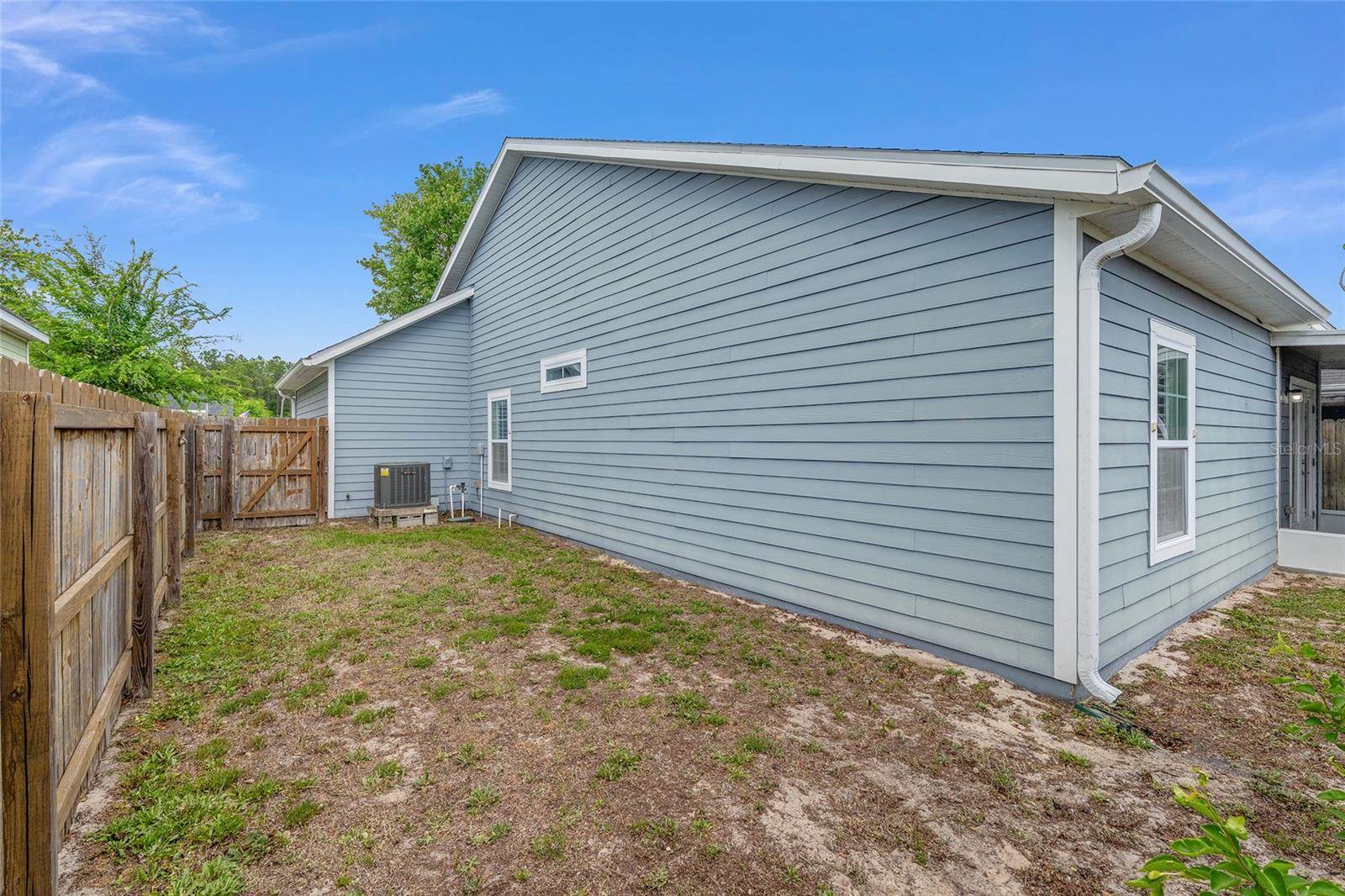 2109 NW 77TH Avenue, Gainesville, FL 32609