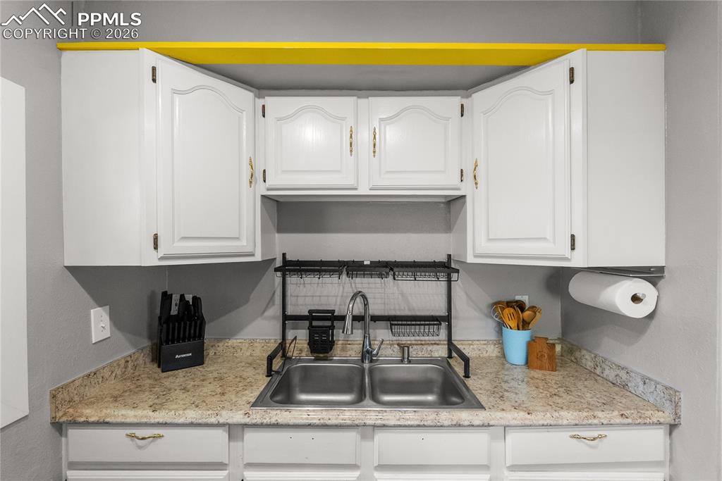 2038 Pepperwood Drive, Colorado Springs, CO 80910