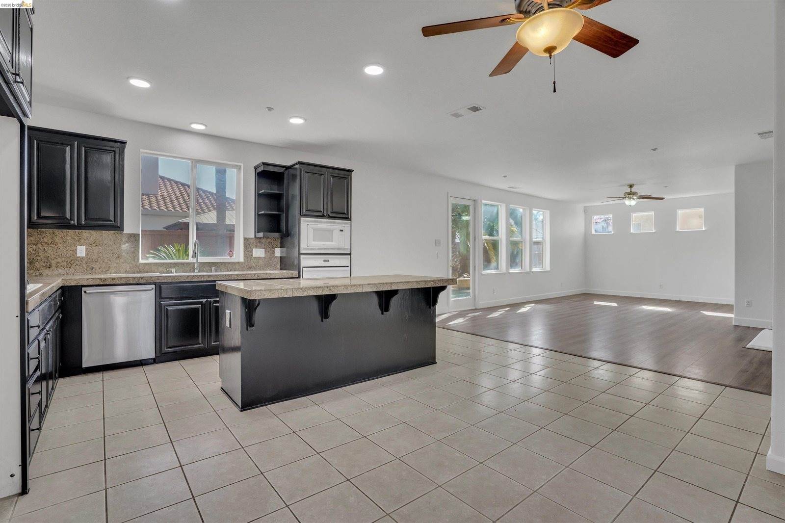 2340 St Augustine Dr, Brentwood, CA 94513