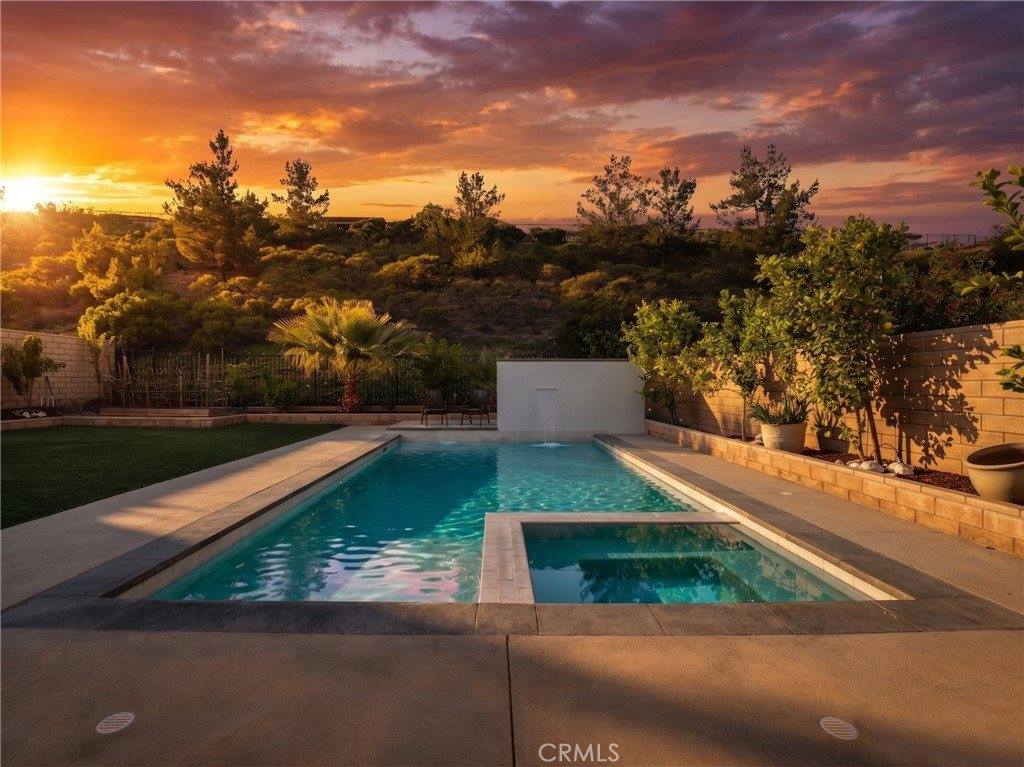 19149 Lauren Lane, Saugus, CA 91350