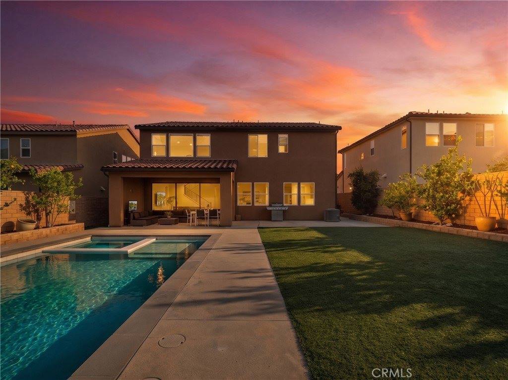 19149 Lauren Lane, Saugus, CA 91350