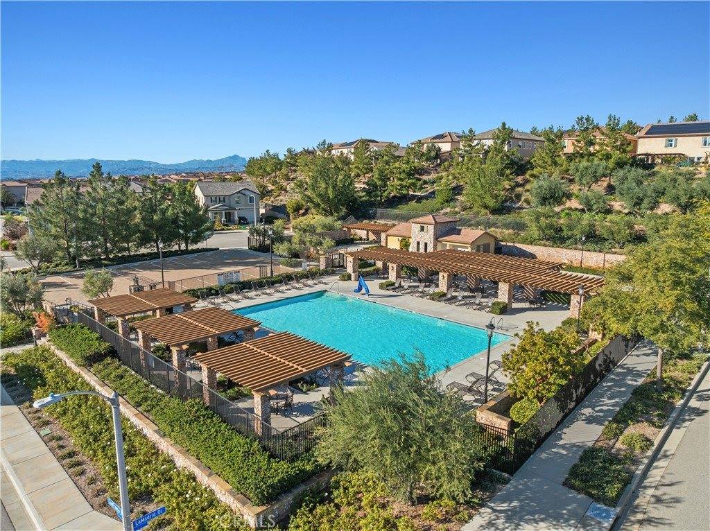 19149 Lauren Lane, Saugus, CA 91350