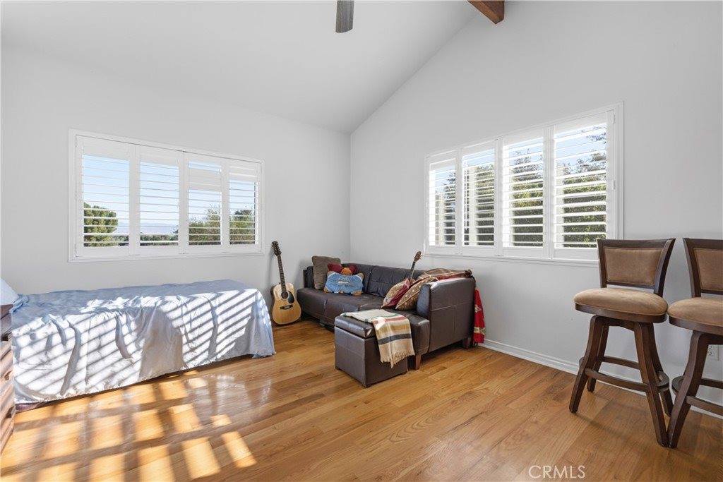 25048 Wheeler, Newhall, CA 91321
