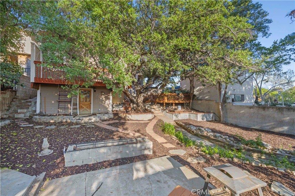 25048 Wheeler, Newhall, CA 91321