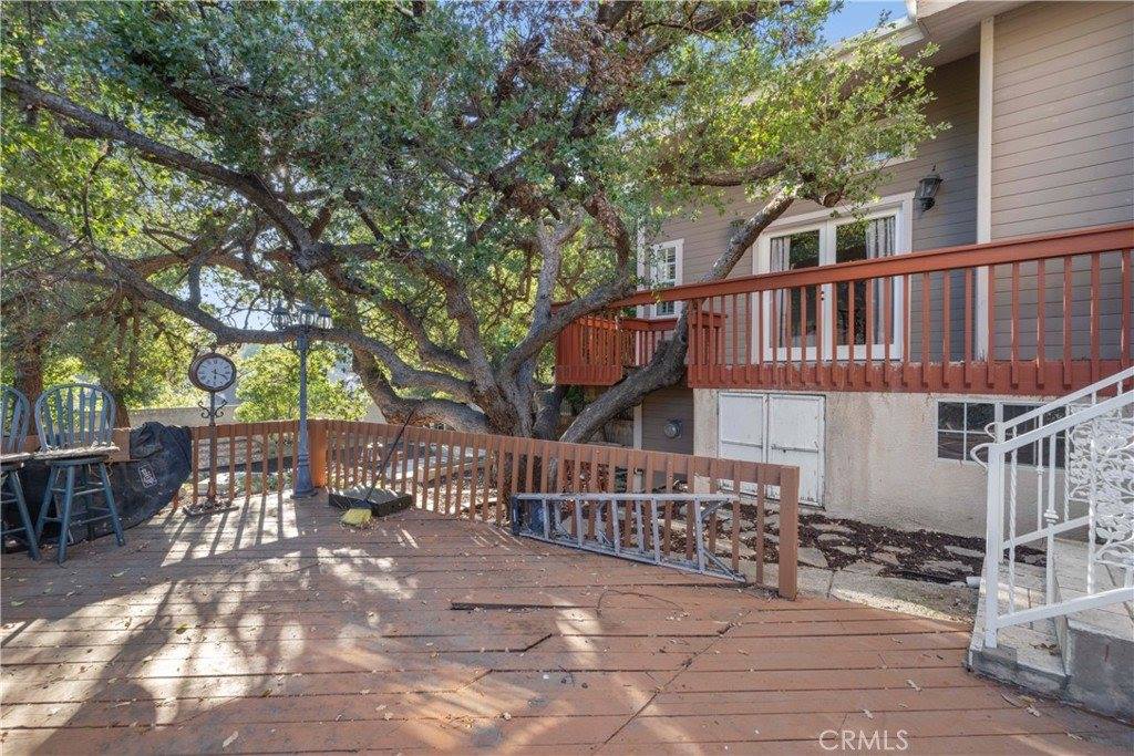 25048 Wheeler, Newhall, CA 91321