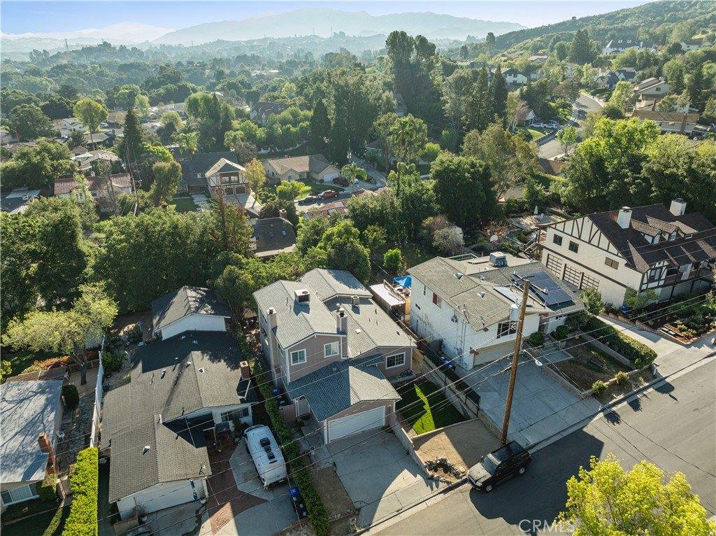 25048 Wheeler, Newhall, CA 91321
