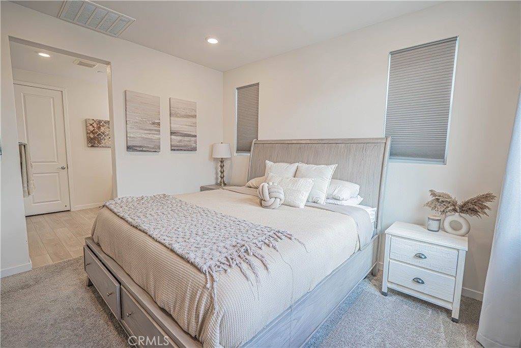 27154 Valley Oak Place, Valencia, CA 91381