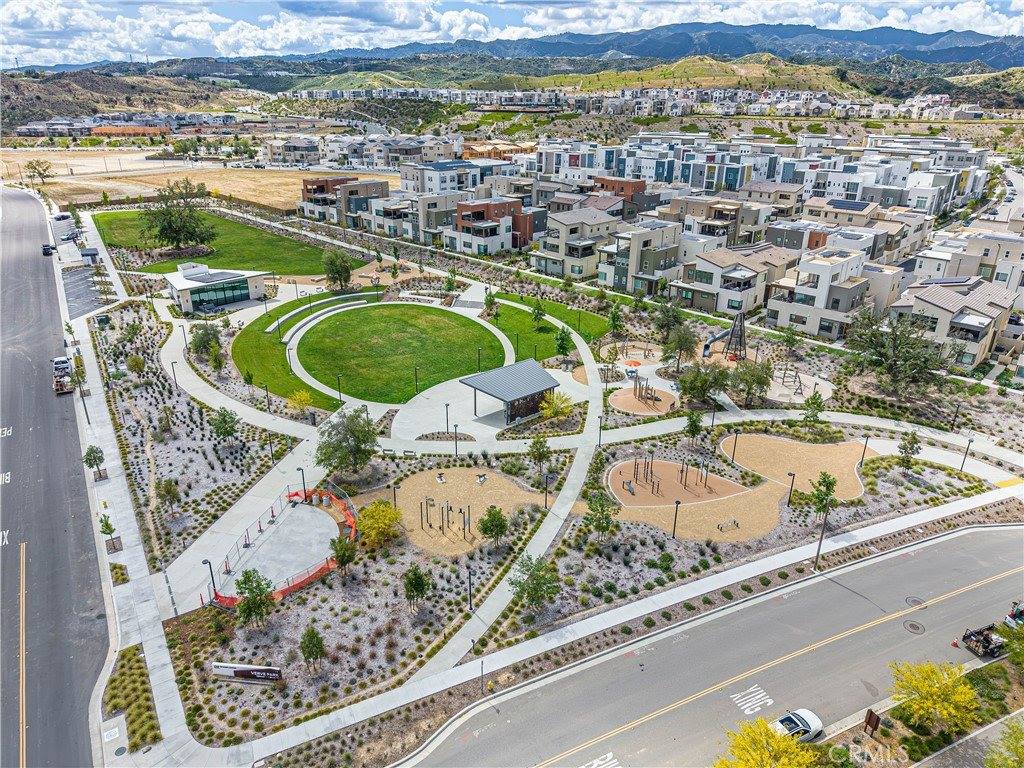 27154 Valley Oak Place, Valencia, CA 91381