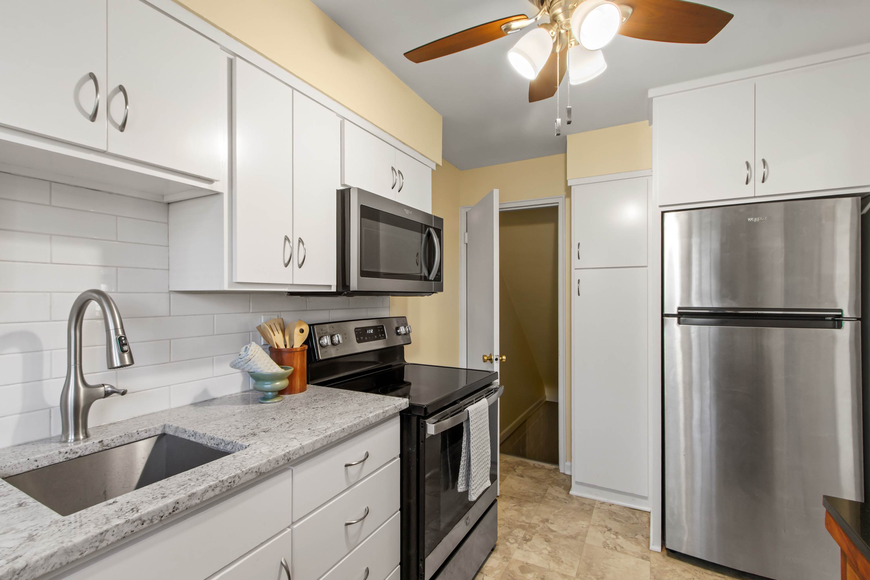 1845 Northwest Court, Columbus, OH 43212