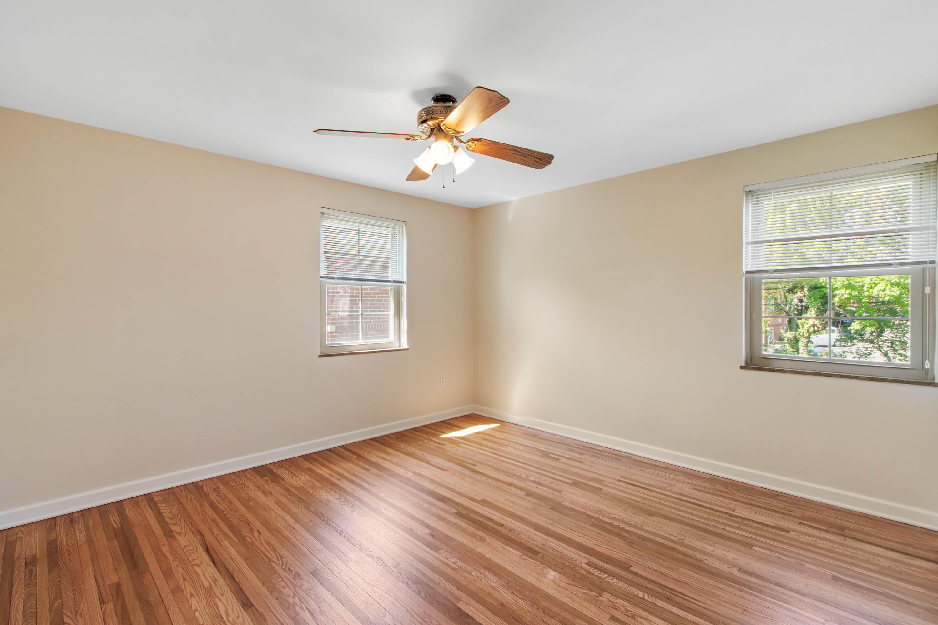 1845 Northwest Court, Columbus, OH 43212