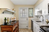 1845 Northwest Court, Columbus, OH 43212