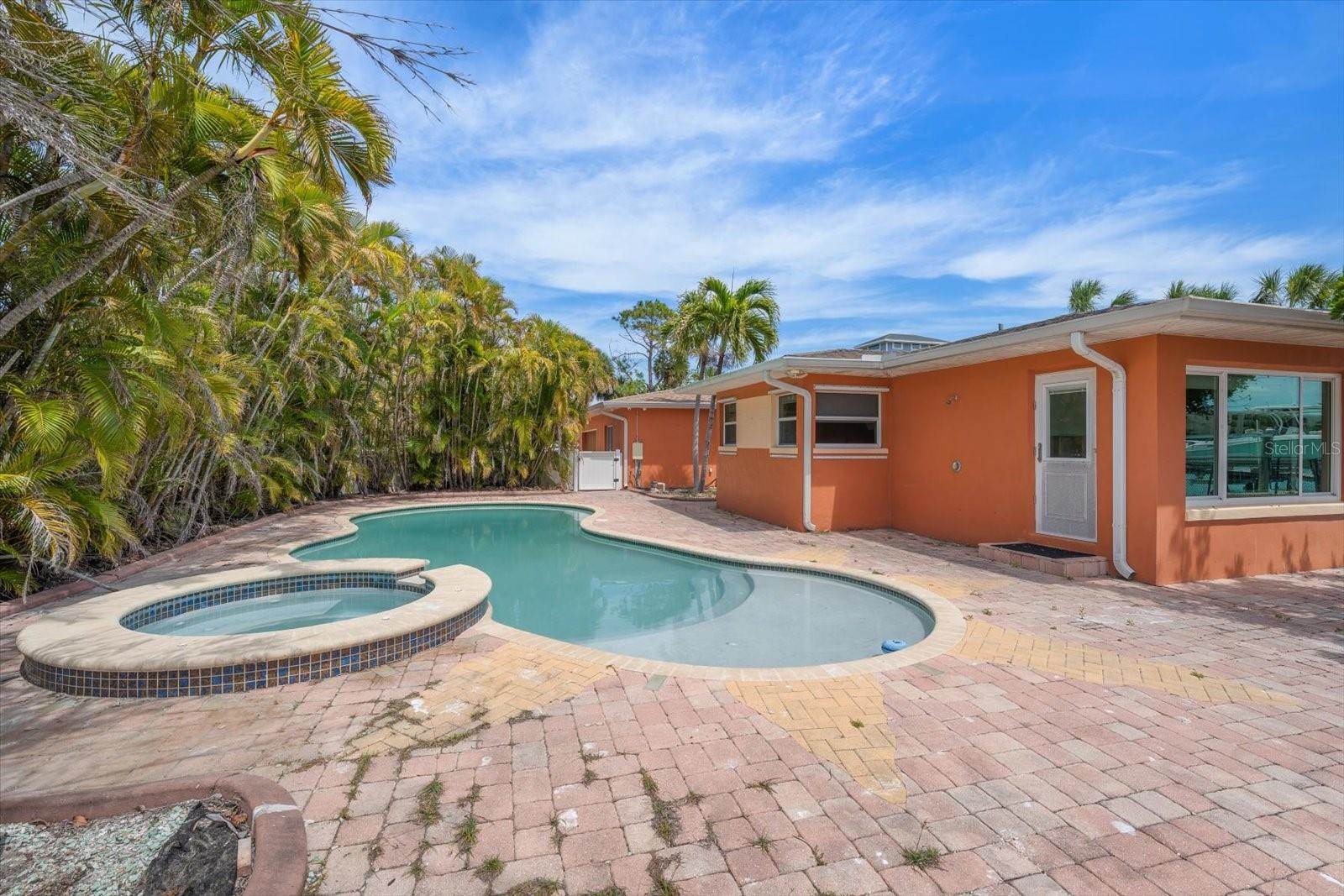630-650 79TH Avenue, Saint Pete Beach, FL 33706