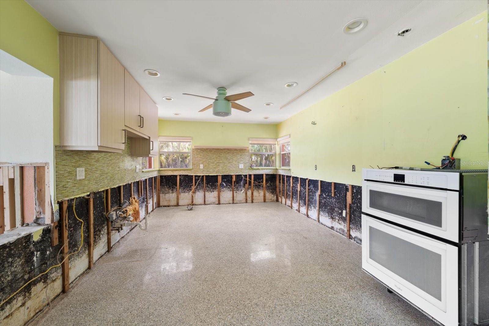 630-650 79TH Avenue, Saint Pete Beach, FL 33706