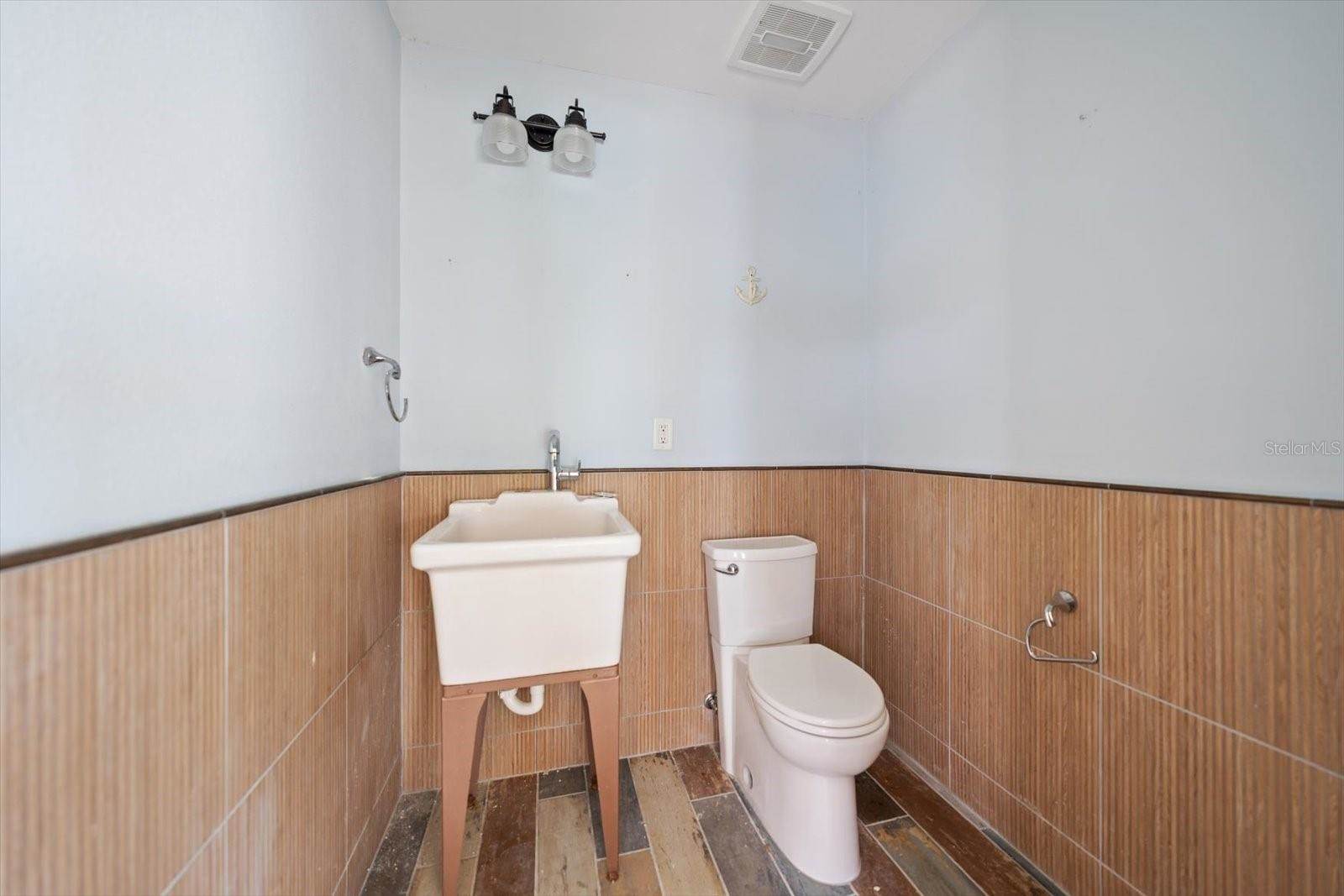 630-650 79TH Avenue, Saint Pete Beach, FL 33706