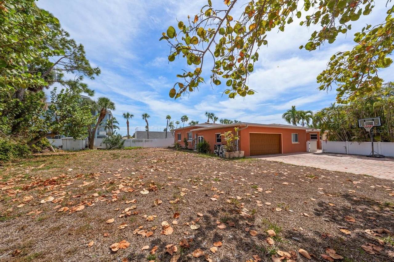 630-650 79TH Avenue, Saint Pete Beach, FL 33706