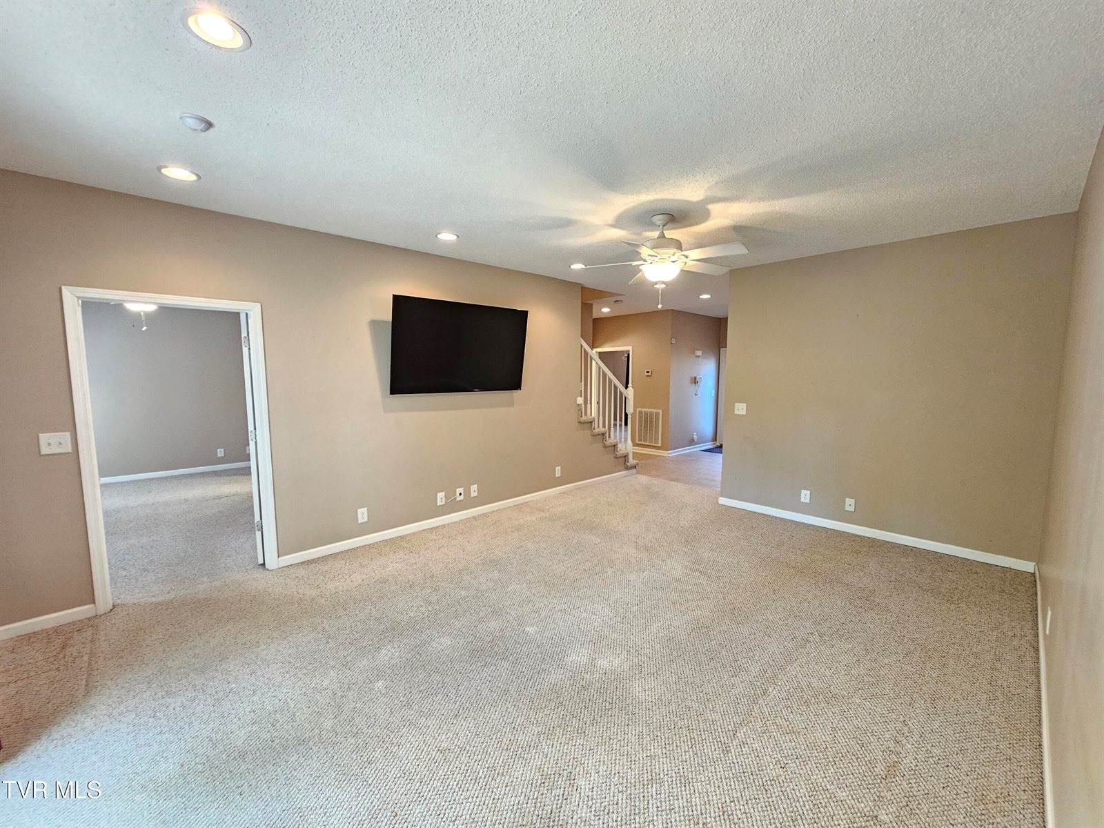 22 Bedding Place, Johnson City, TN 37604