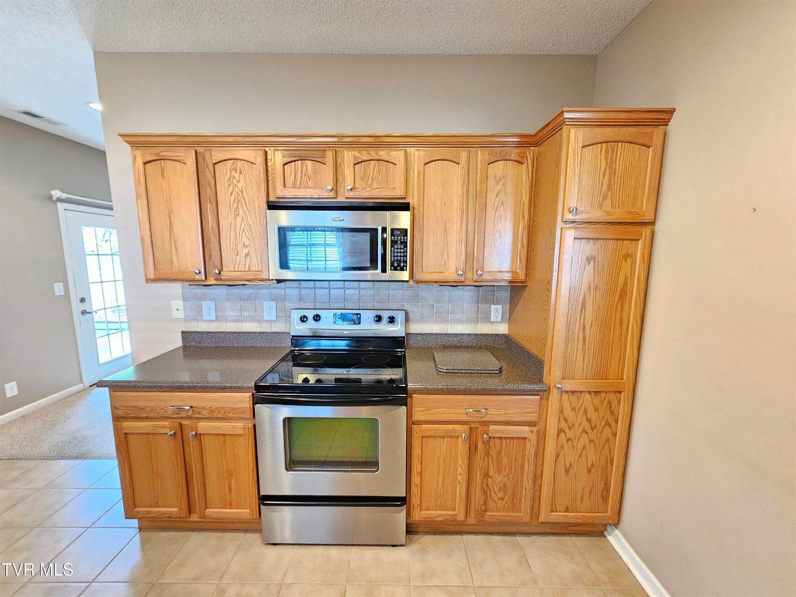 22 Bedding Place, Johnson City, TN 37604