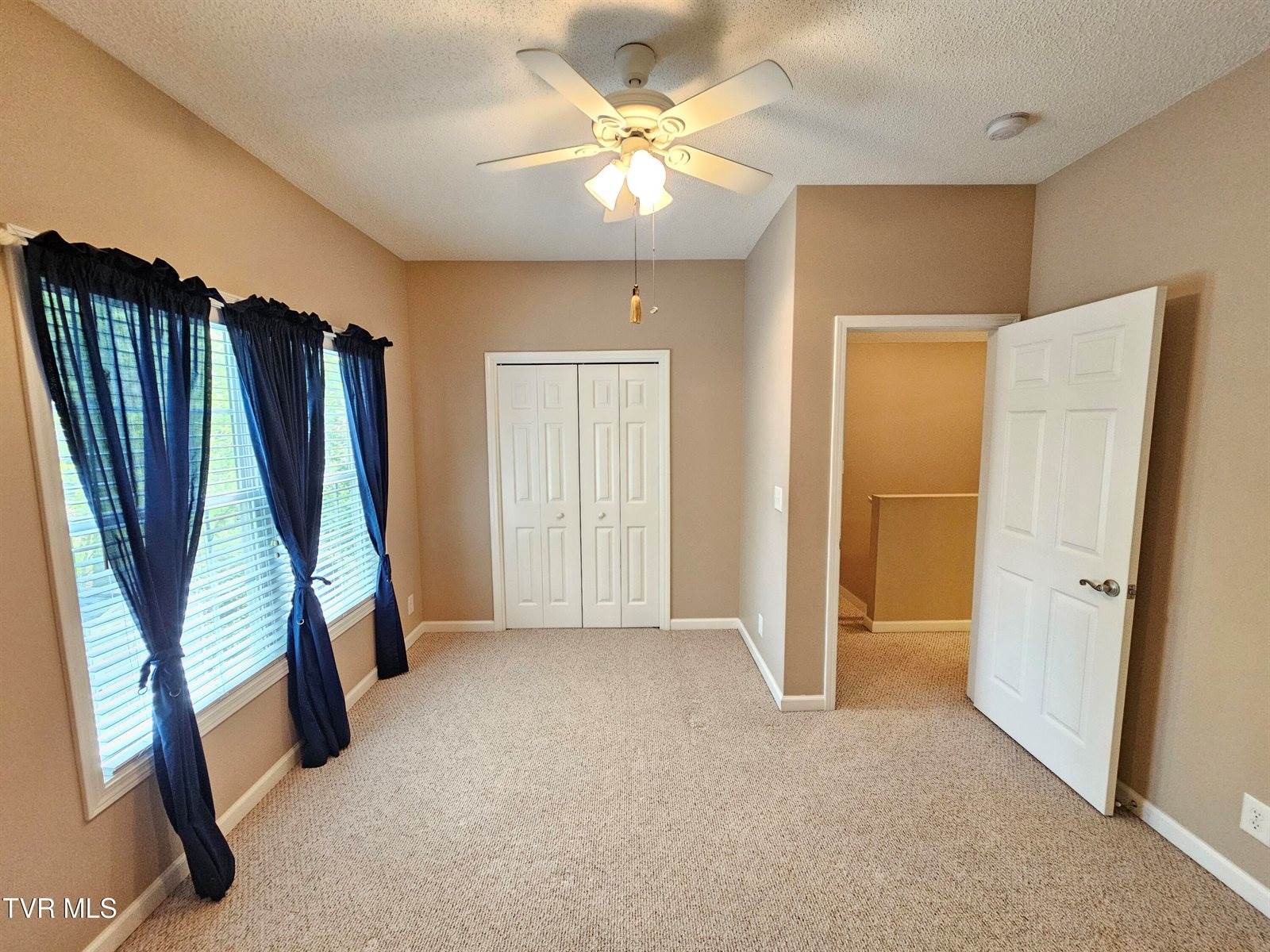 22 Bedding Place, Johnson City, TN 37604