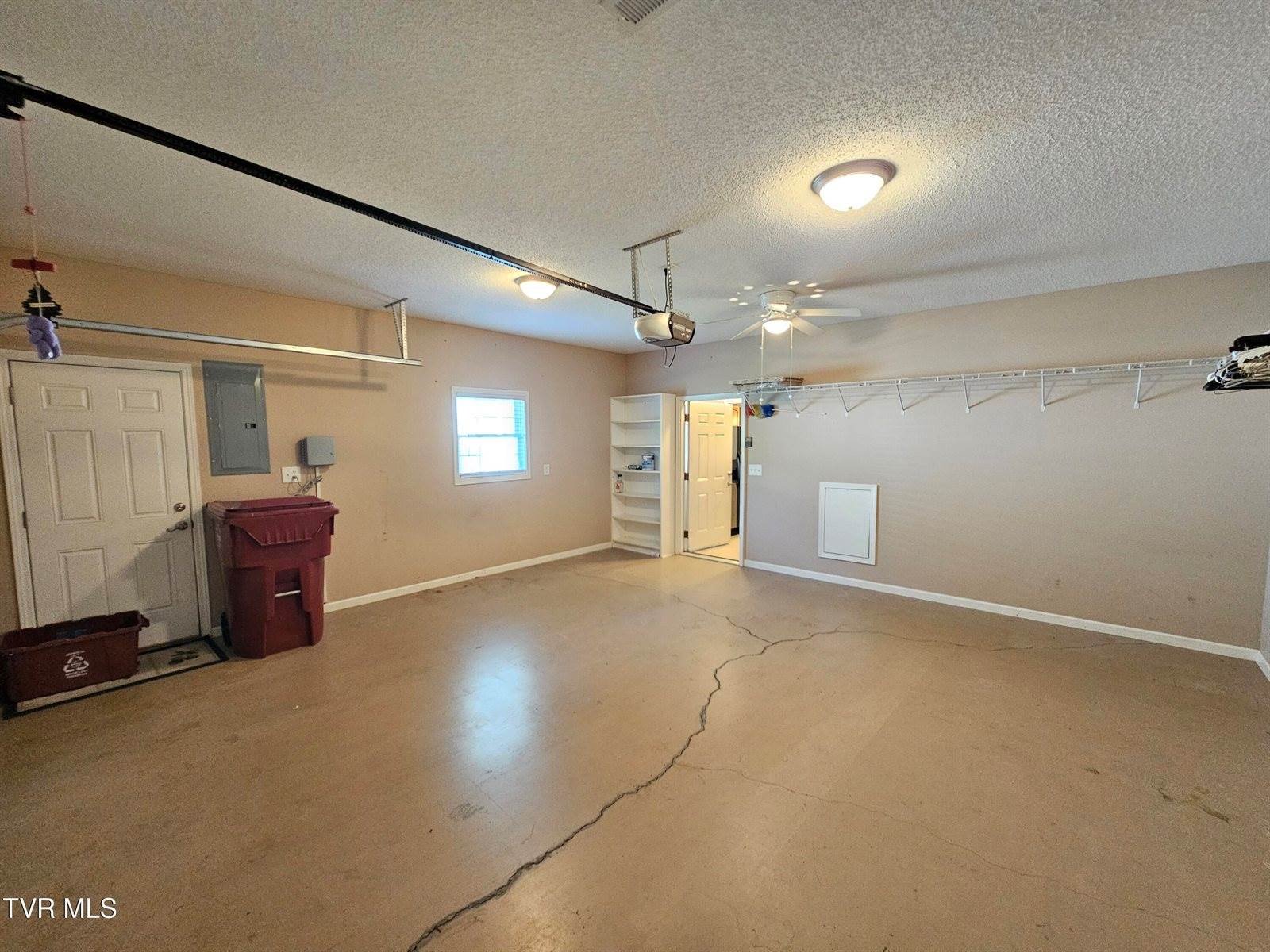 22 Bedding Place, Johnson City, TN 37604