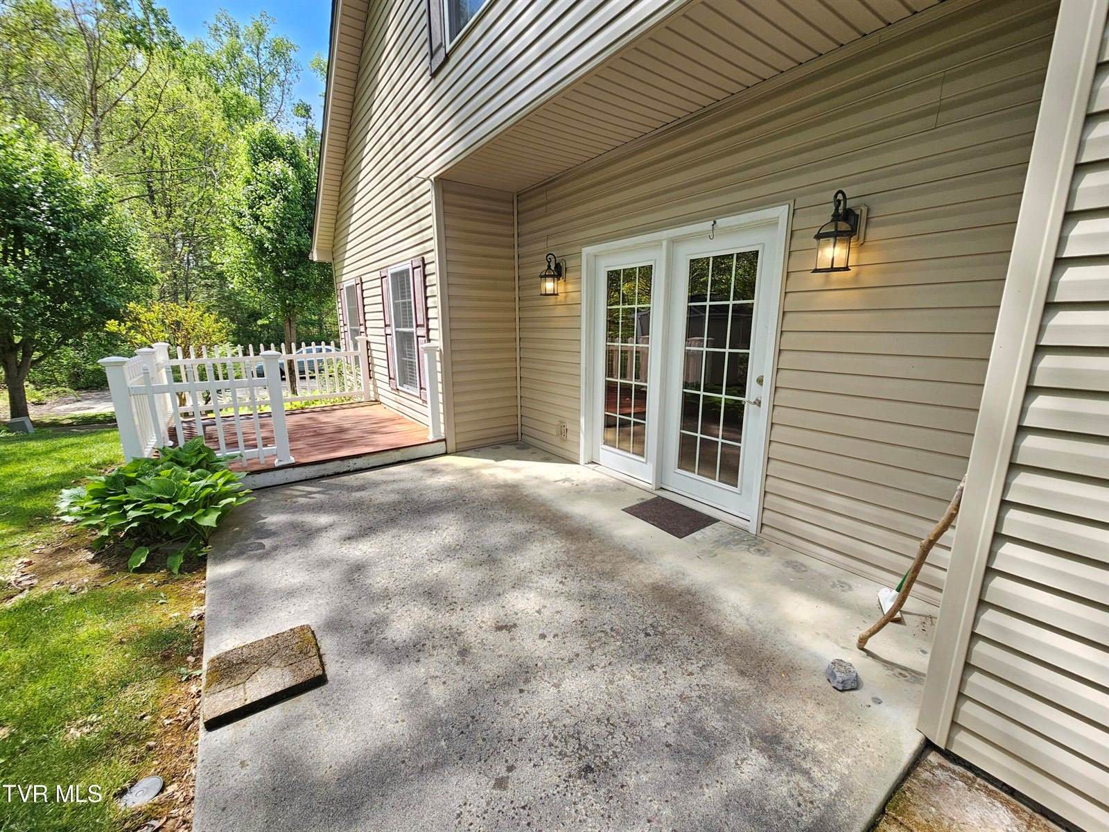 22 Bedding Place, Johnson City, TN 37604