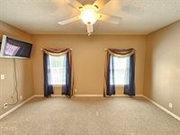 22 Bedding Place, Johnson City, TN 37604