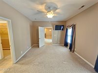 22 Bedding Place, Johnson City, TN 37604