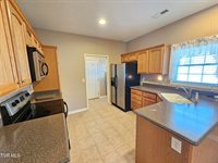 22 Bedding Place, Johnson City, TN 37604