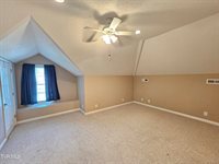 22 Bedding Place, Johnson City, TN 37604