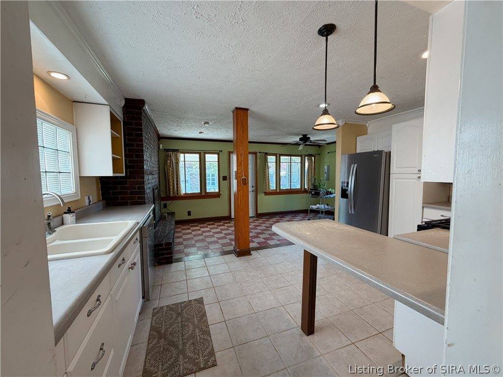 1211 East Elm Street, New Albany, IN 47150