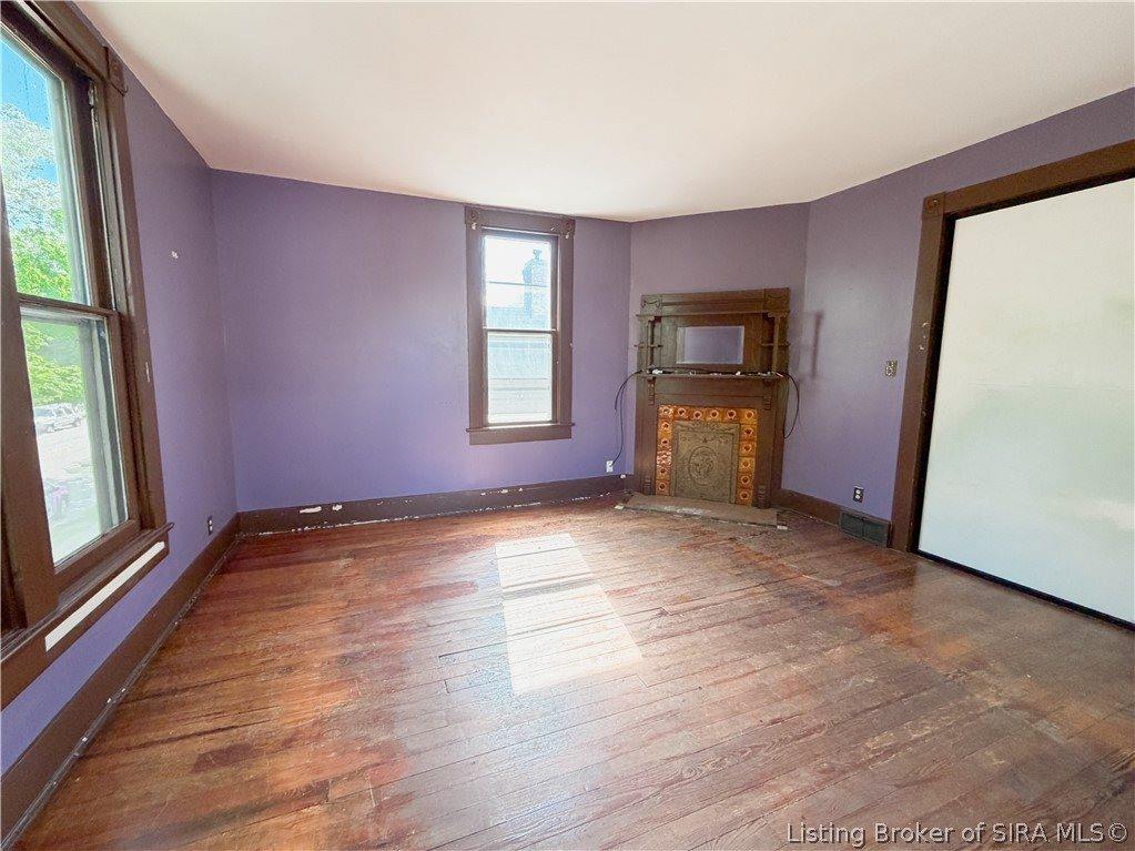 1211 East Elm Street, New Albany, IN 47150