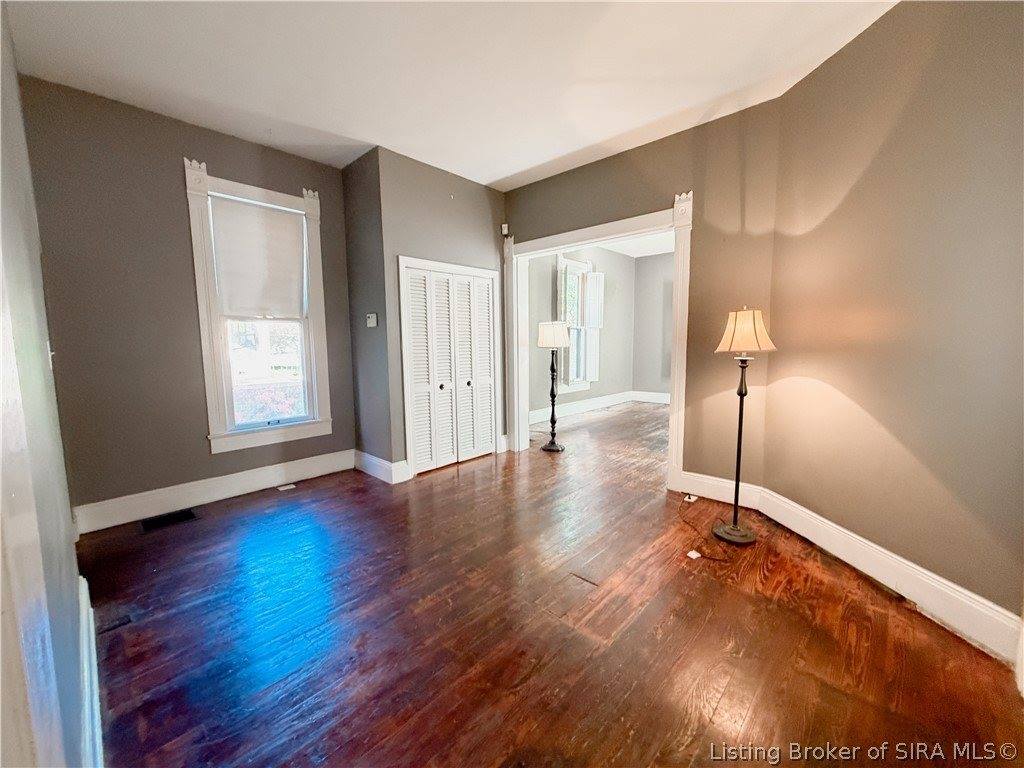 1211 East Elm Street, New Albany, IN 47150