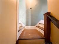 1211 East Elm Street, New Albany, IN 47150