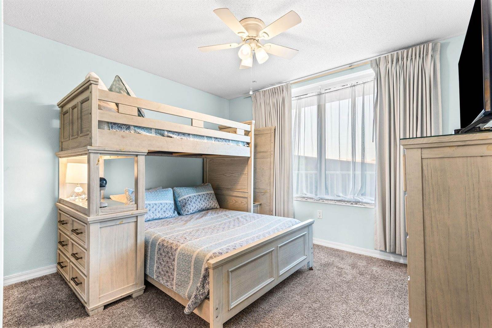 520 Santa Rosa Boulevard, #203, Fort Walton Beach, FL 32548