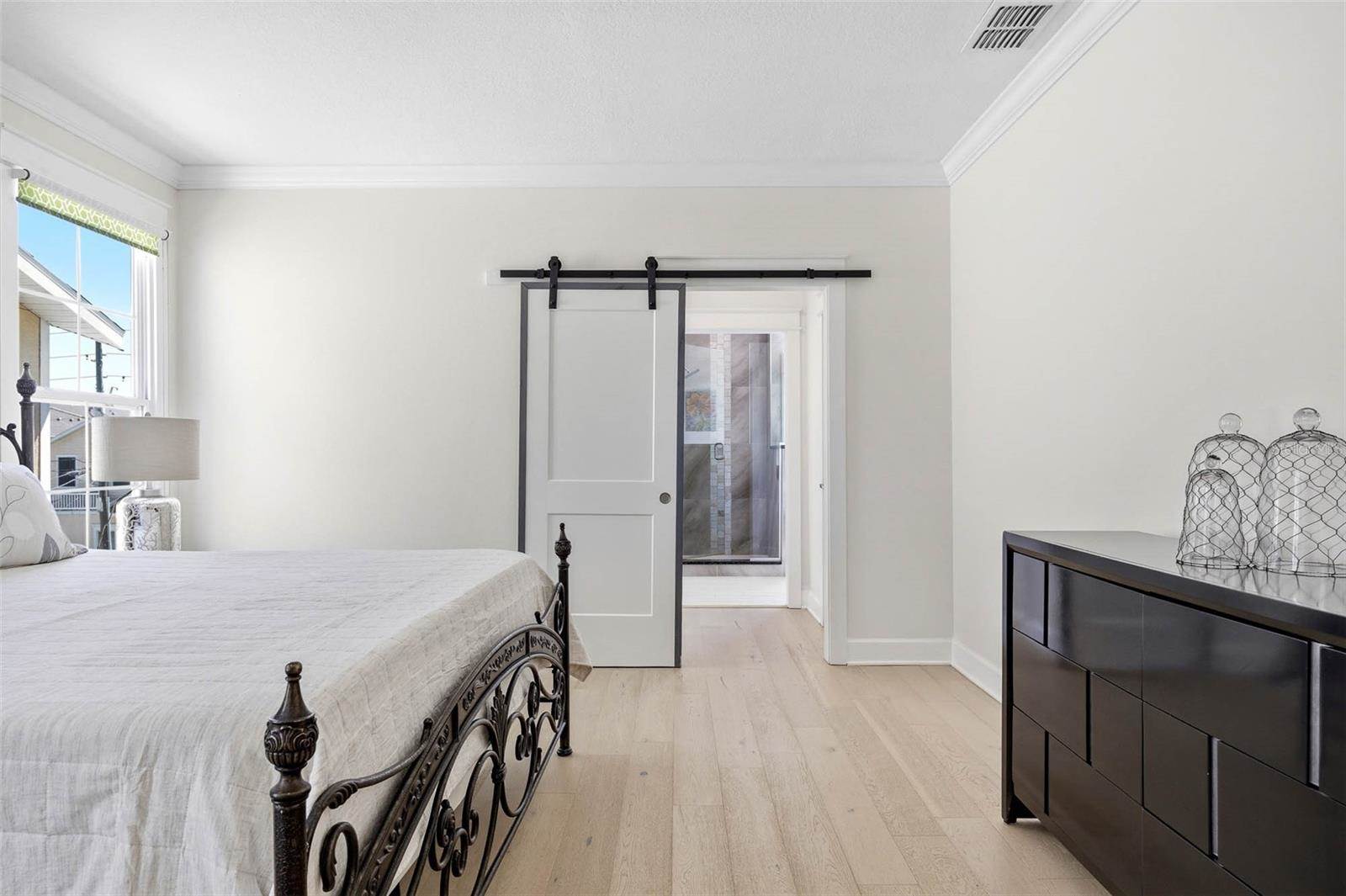 4916 3RD Street North, Saint Petersburg, FL 33703