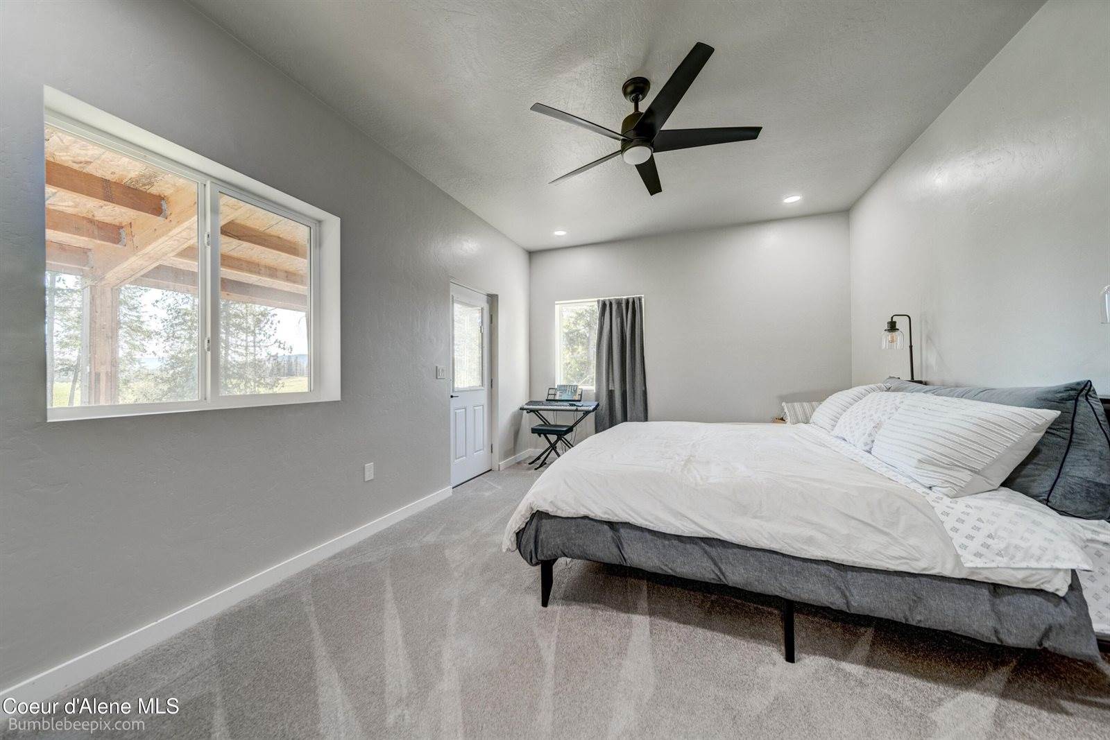 2760 South Sagle Rd, Sagle, ID 83860