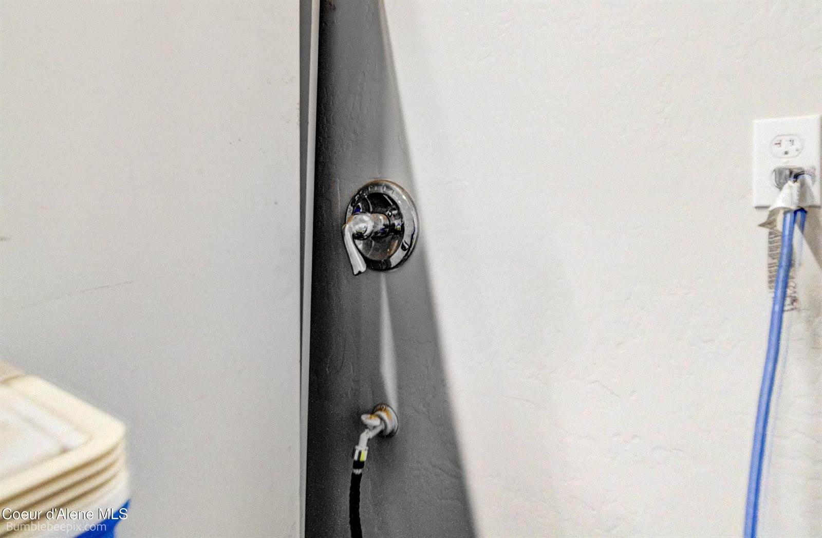 2760 South Sagle Rd, Sagle, ID 83860