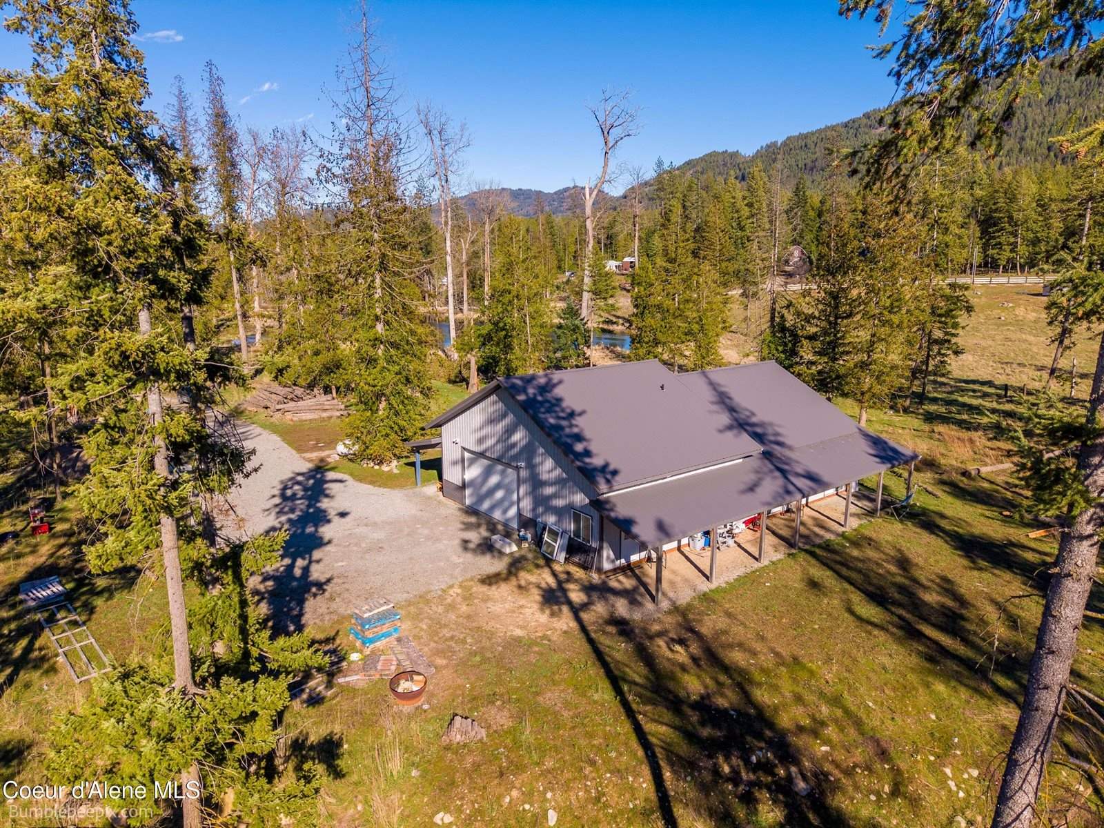 2760 South Sagle Rd, Sagle, ID 83860