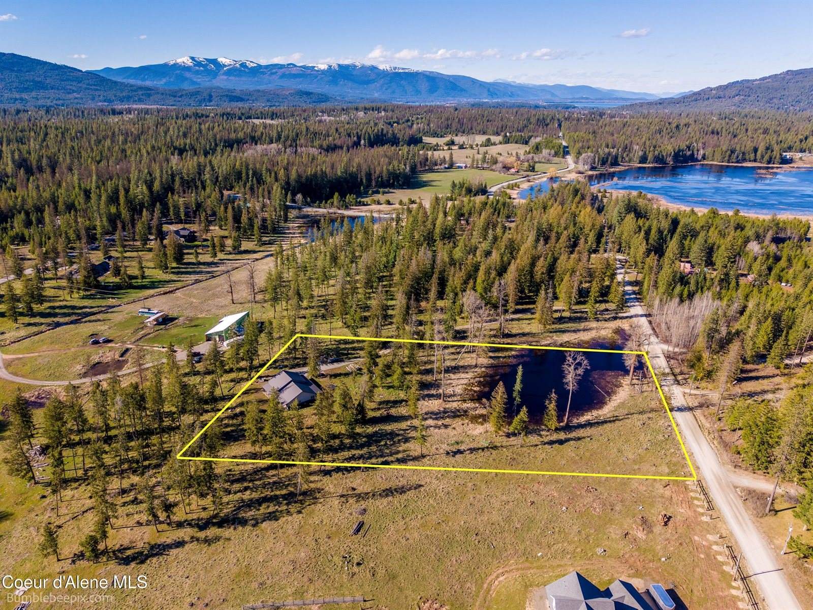 2760 South Sagle Rd, Sagle, ID 83860