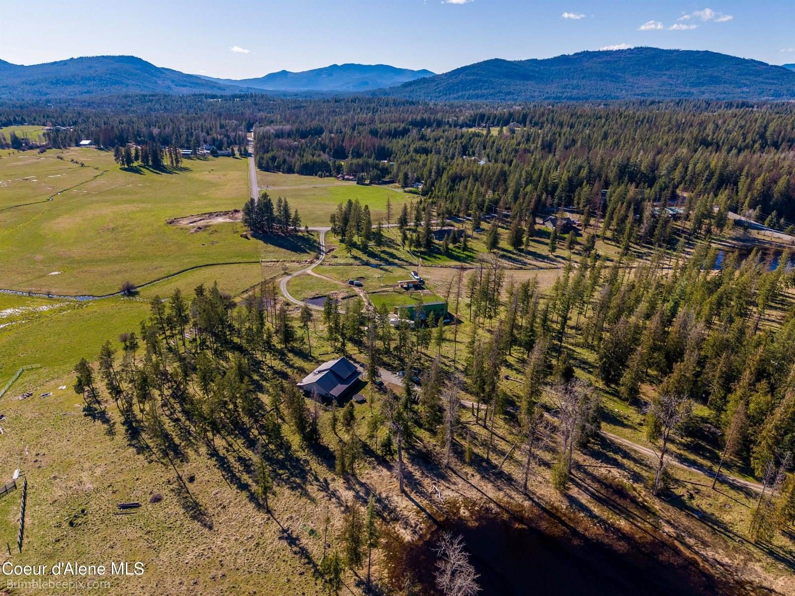 2760 South Sagle Rd, Sagle, ID 83860