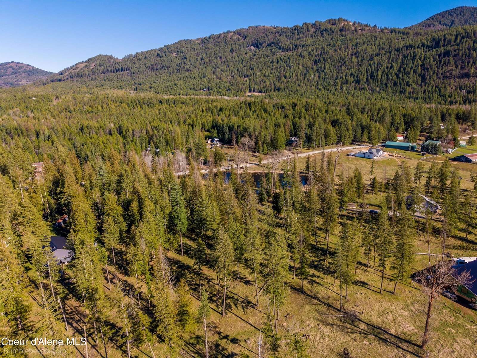 2760 South Sagle Rd, Sagle, ID 83860