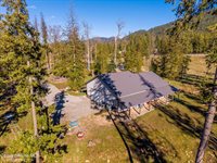 2760 South Sagle Rd, Sagle, ID 83860